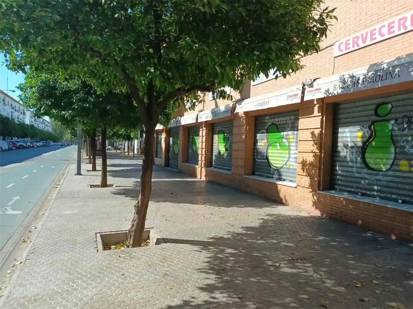 Geschaftsraum zum Verkauf in Sevilla mit Klimaanlage und Möbliert