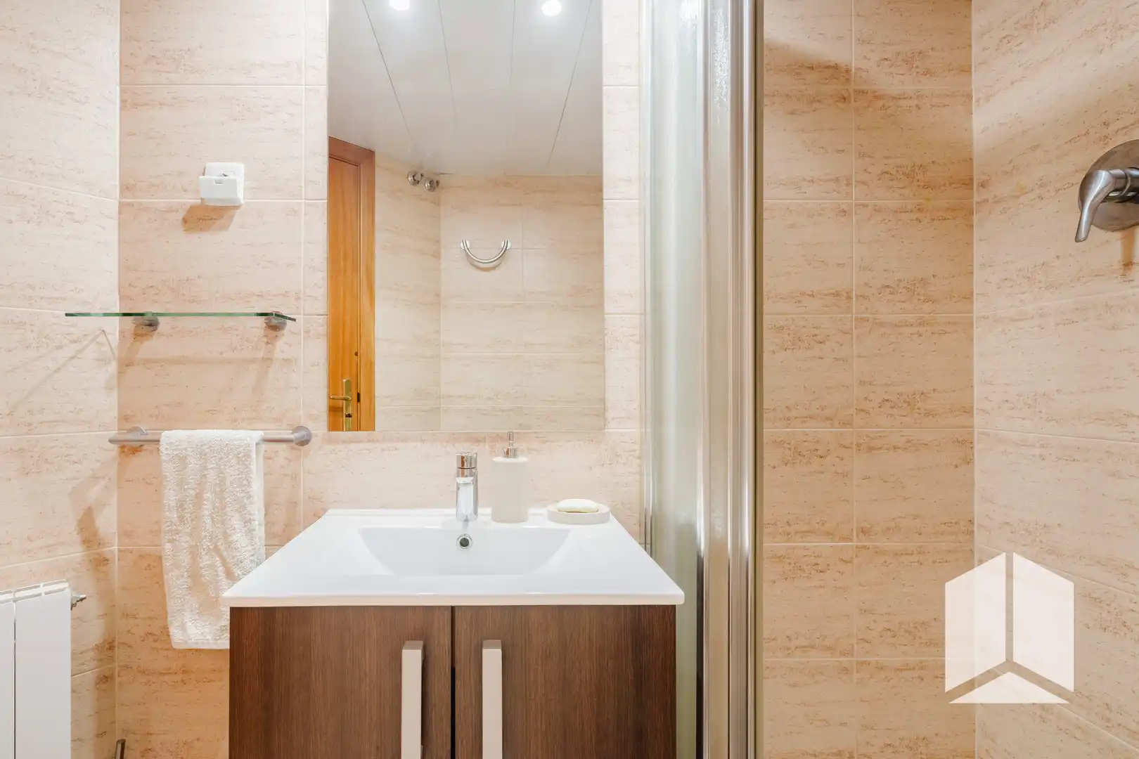 Bathroom of Flat for sale in Castelldefels  with Air Conditioner, Heating and Balcony