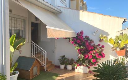 Exterior view of Single-family semi-detached for sale in  Córdoba Capital  with Air Conditioner and Terrace