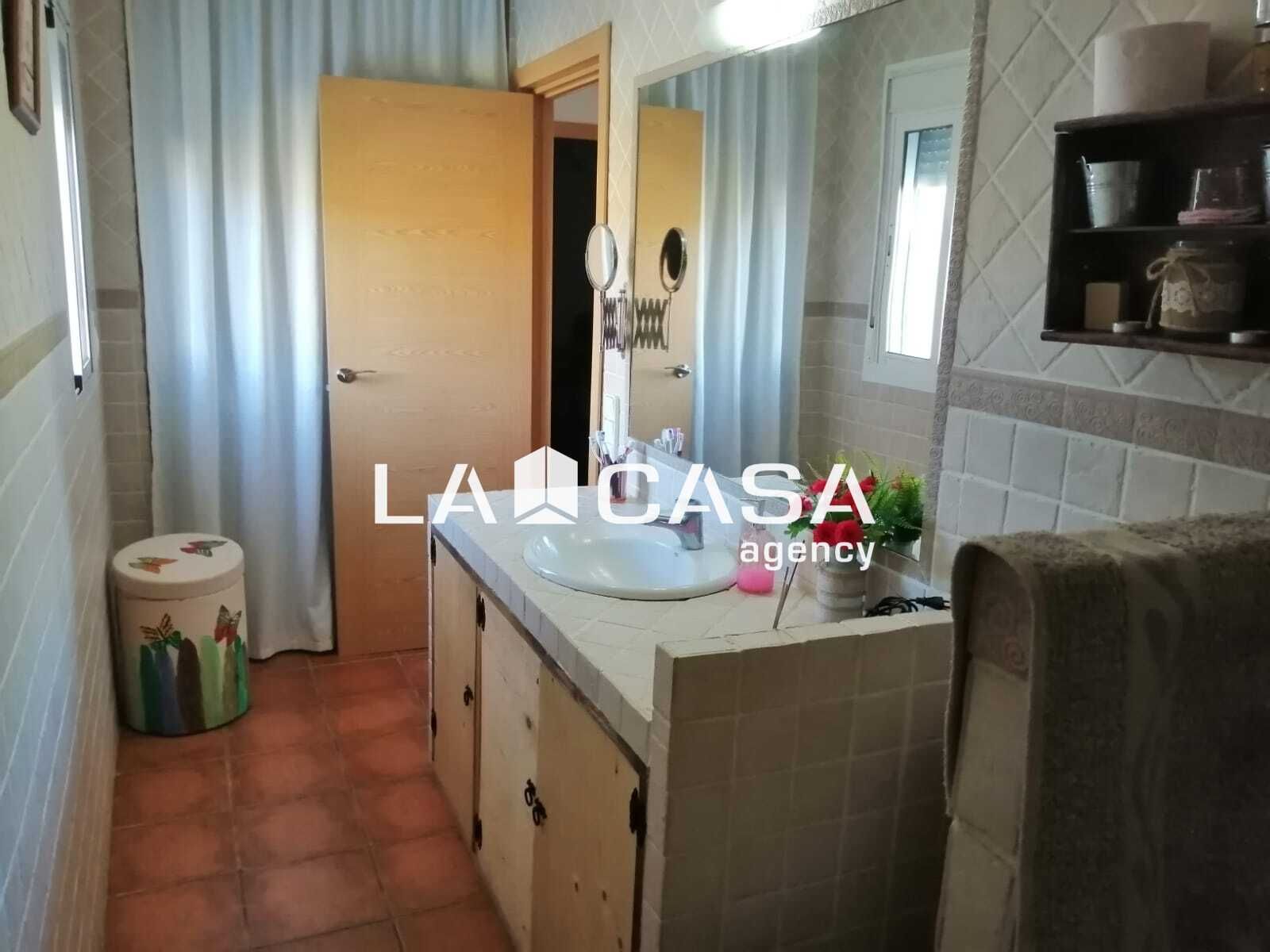 Bany de Casa o xalet en venda en Algeciras amb Traster