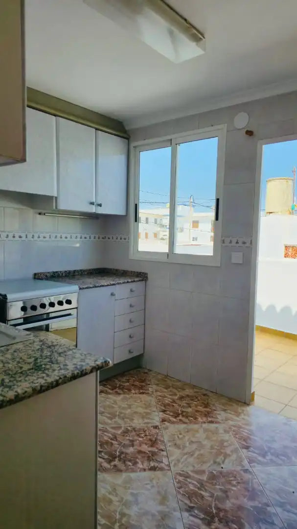 Cuina de Àtic en venda en Oliva amb Terrassa i Moblat