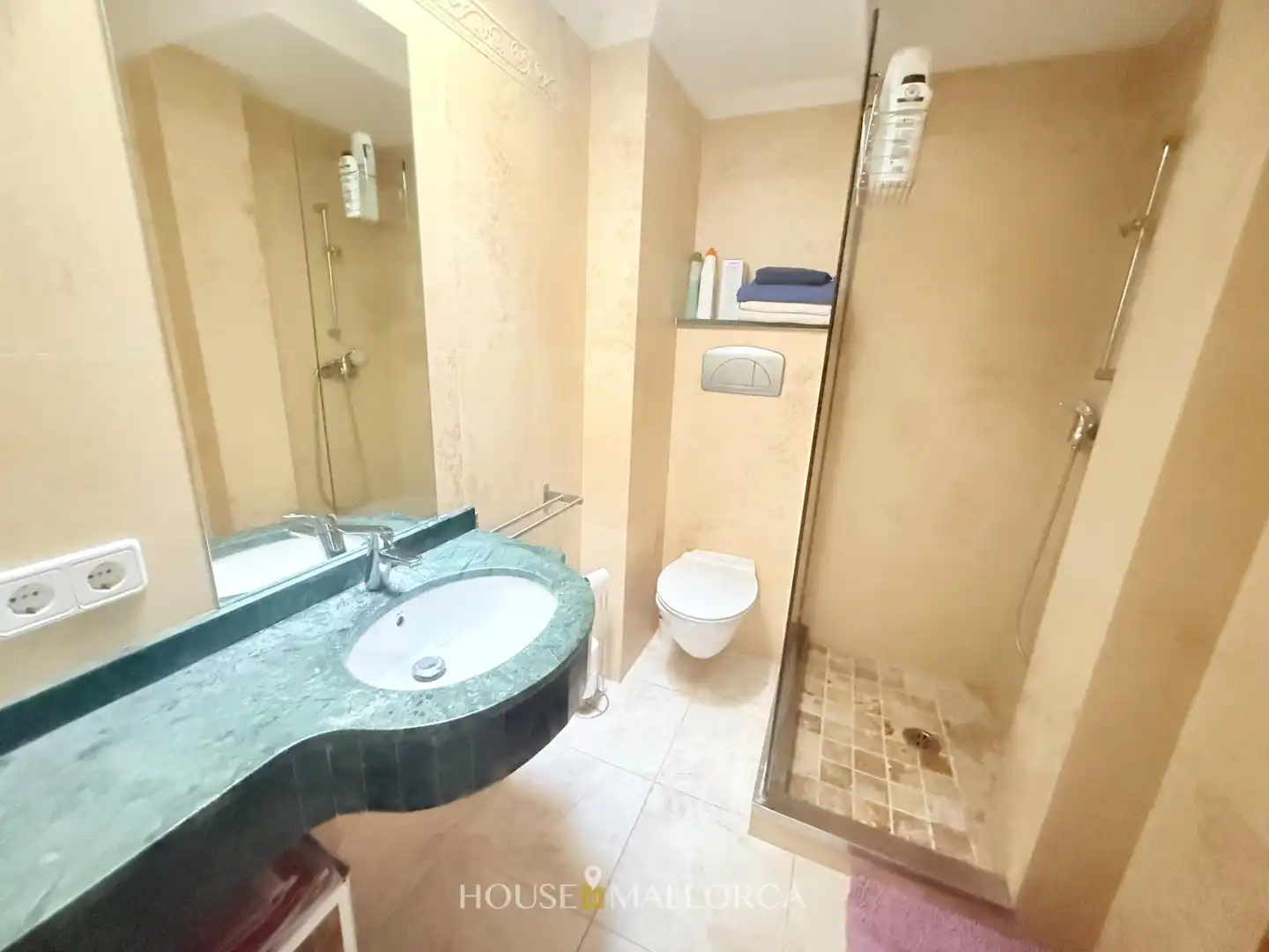 Baño de Ático en venta en Campos con Balcón