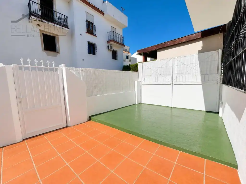 Casa a schiera in vendita a Calle Doctor Alvarez Leyva, imagen 2