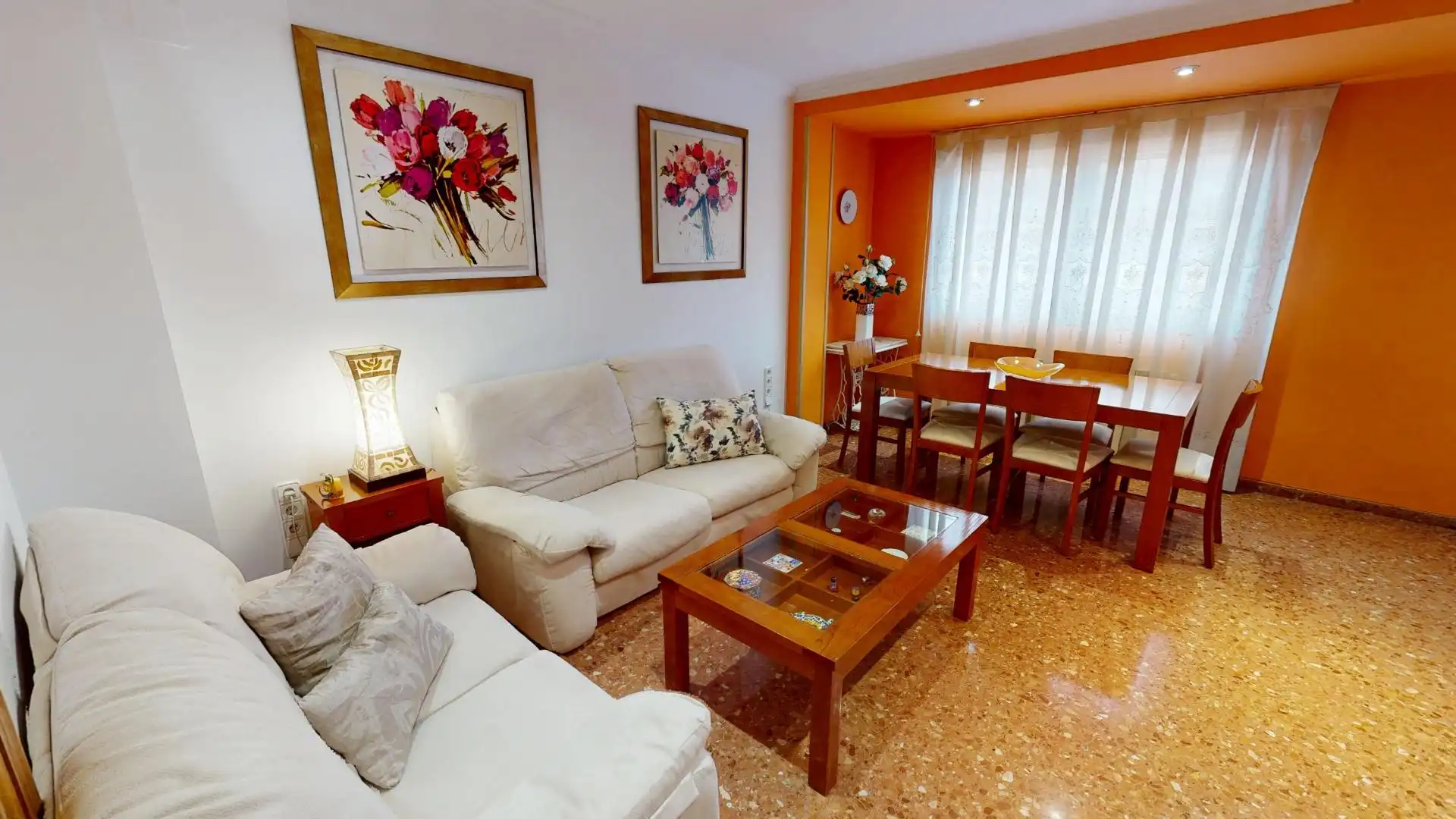 Sala de estar de Piso en venta en  Valencia Capital con Aire acondicionado, Calefacción y Balcón