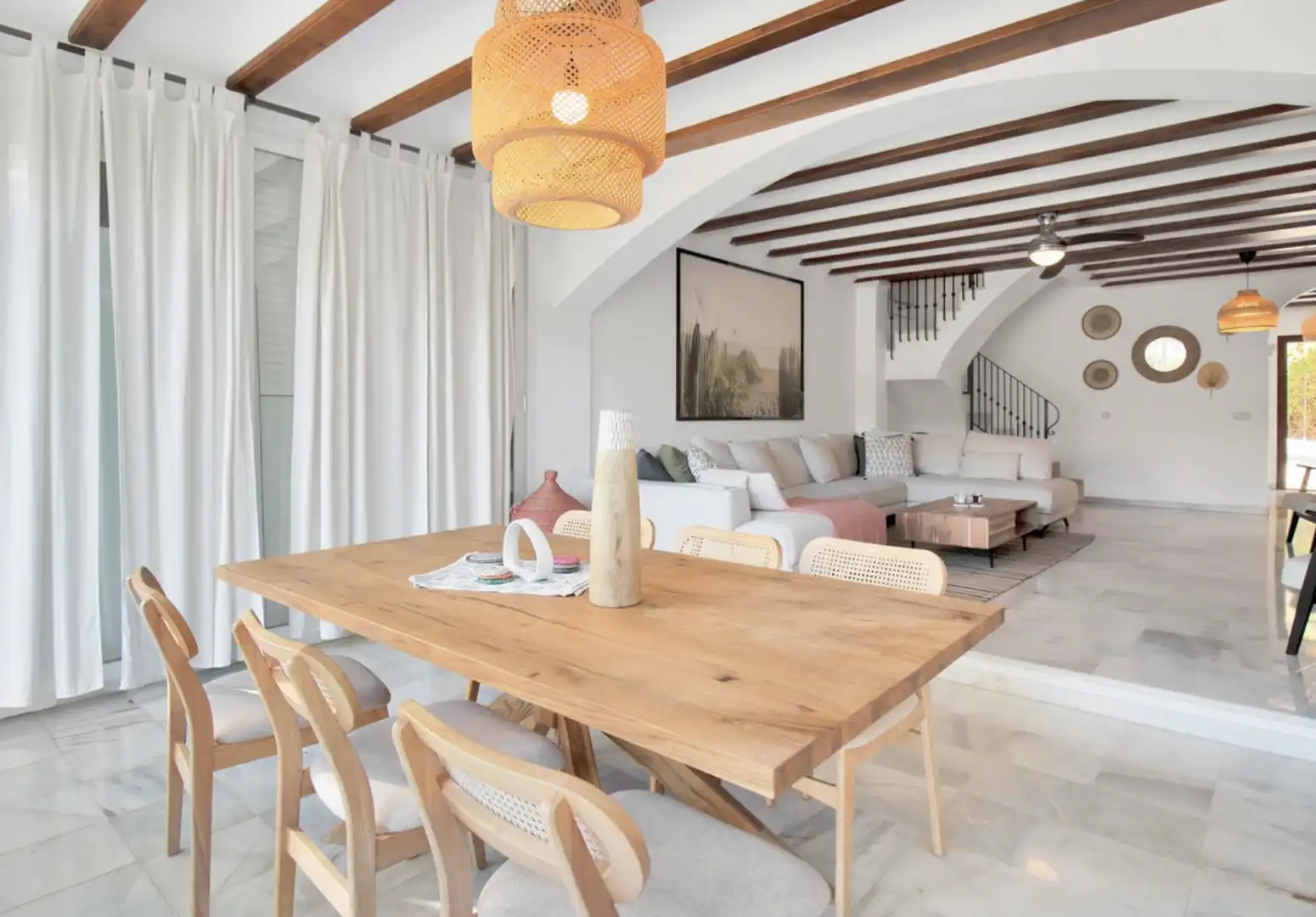 Comedor de Casa adosada en venta en Marbella con Aire acondicionado, Jardín privado y Terraza