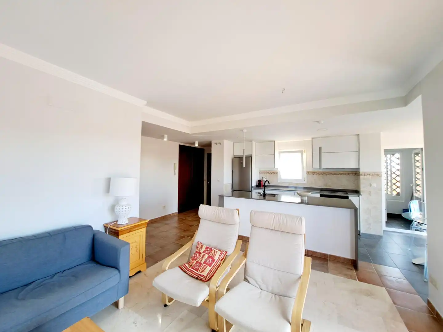 Sala de estar de Ático en venta en Ayamonte con Terraza y Piscina comunitaria