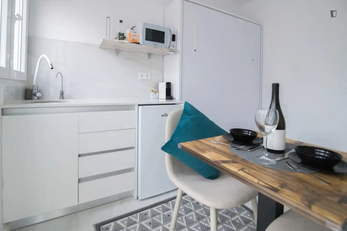 Study for rent in Natzaret