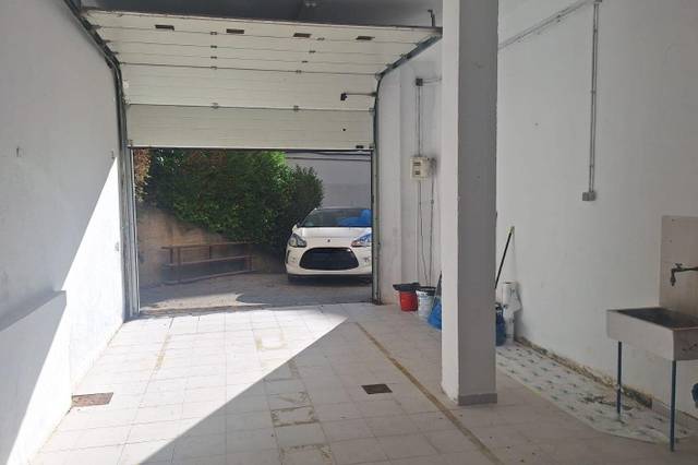 Local comercial en Venta en Calle de la Cuesta de Atalaya, 27 en Centro - Ayuntamiento