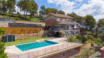 Jardí de Casa o xalet en venda en Corbera de Llobregat amb Aire condicionat, Terrassa i Piscina