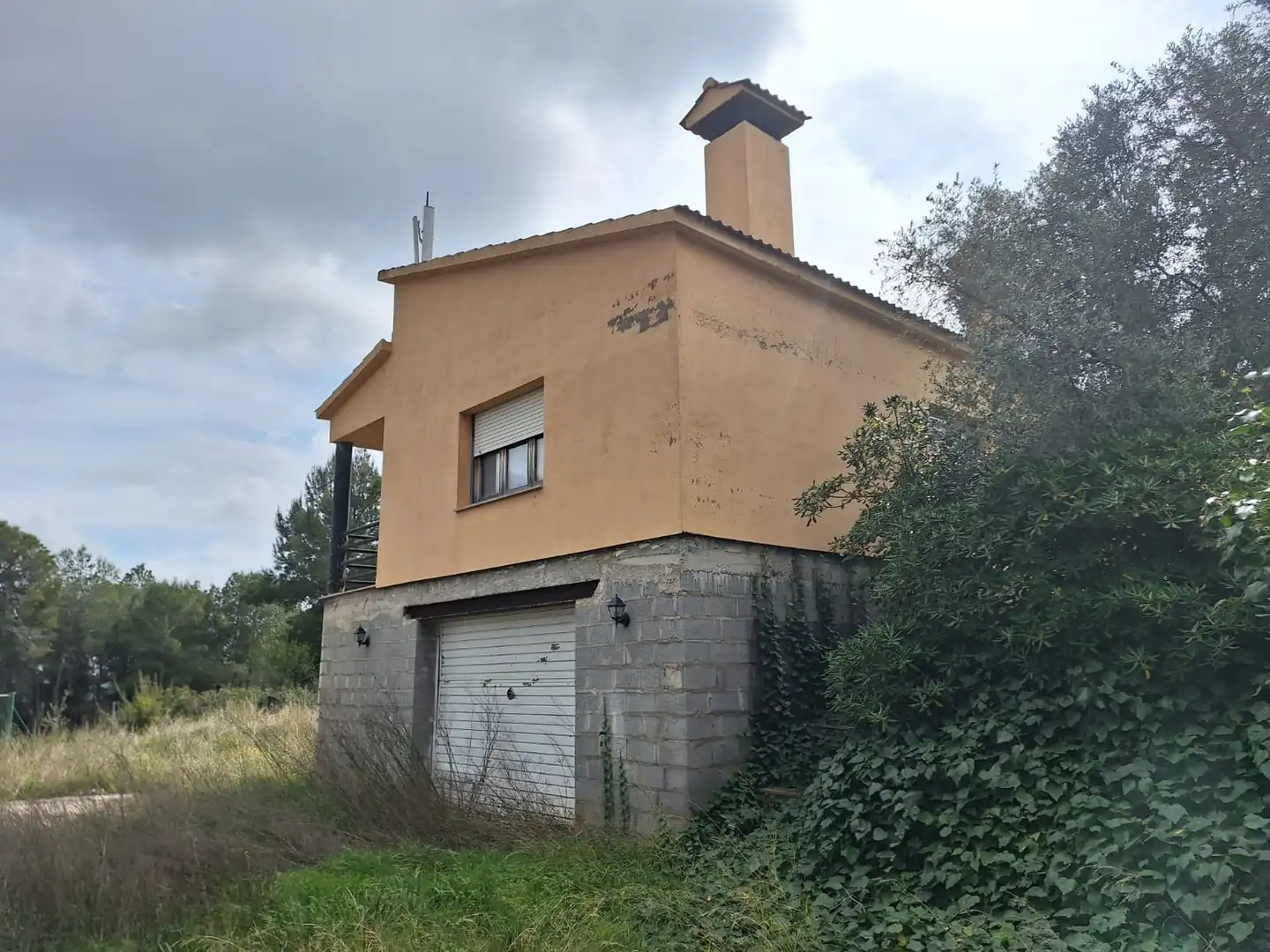 House with garden for sale in Carrer Cornella, imagen 3