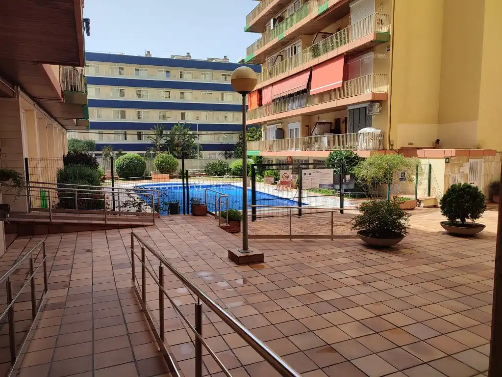 Piscina de Apartamento en venta en Lloret de Mar