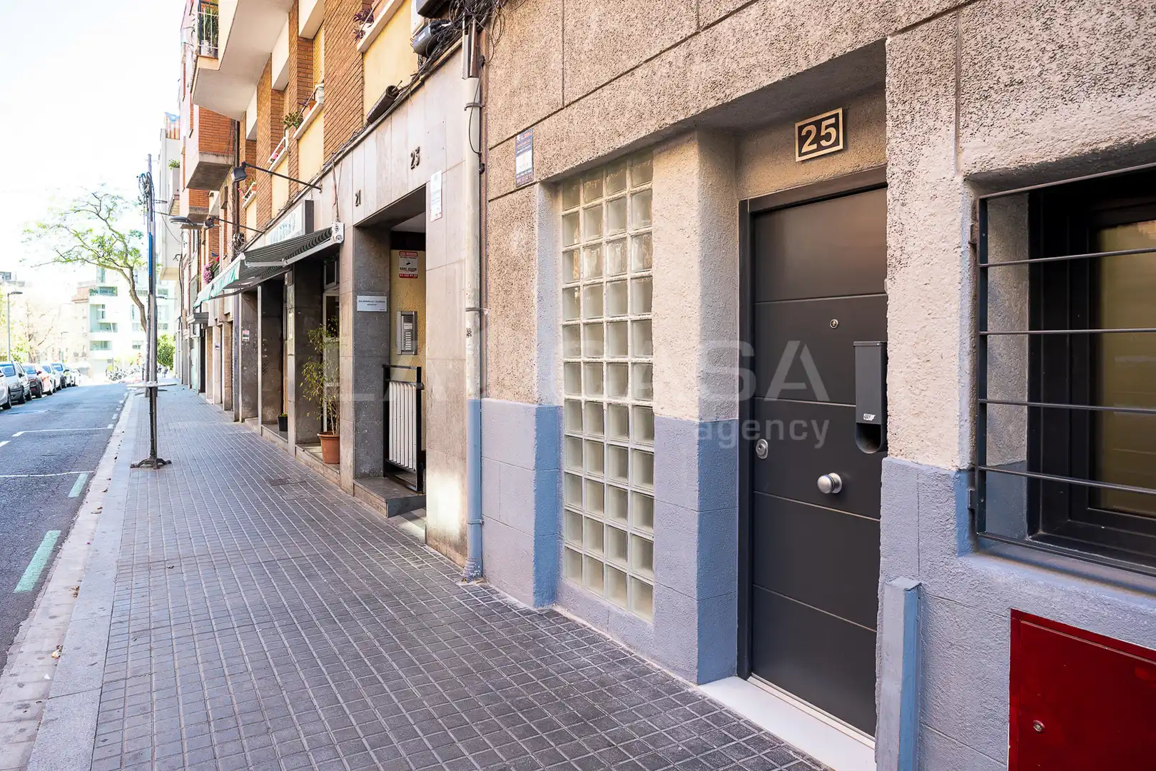 Vista exterior de Piso en venta en Barcelona