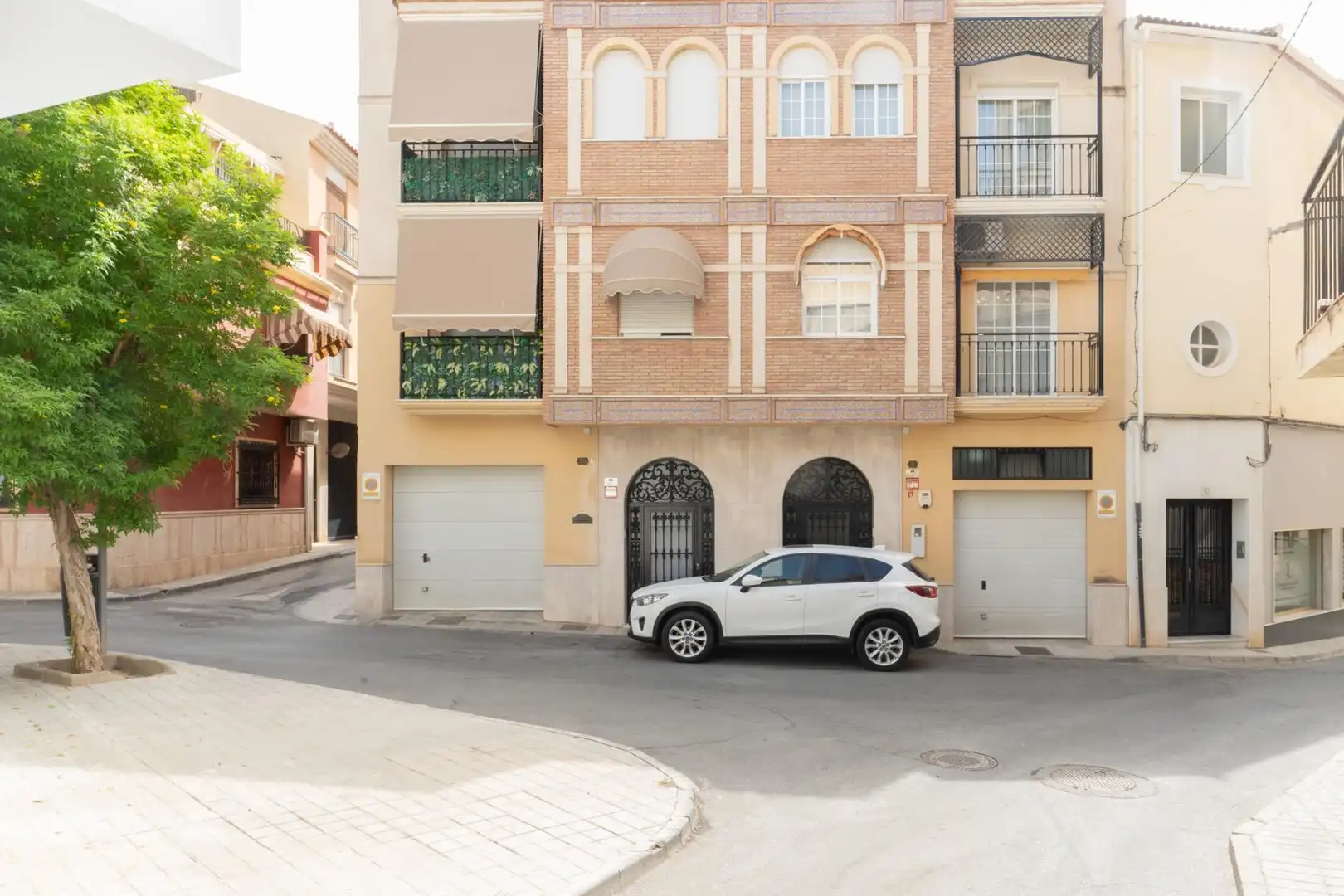Casa amb terrassa en venda a Calle Calle Curucho
