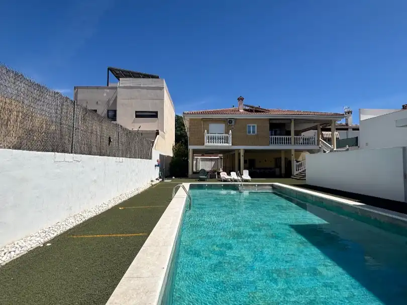 Xalet amb piscina en venda a Calle Carmen 54, imagen 2