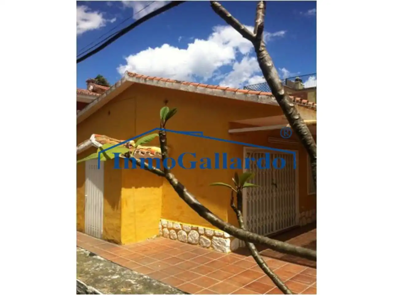 Exterior view of Buildings for sale in Rincón de la Victoria
