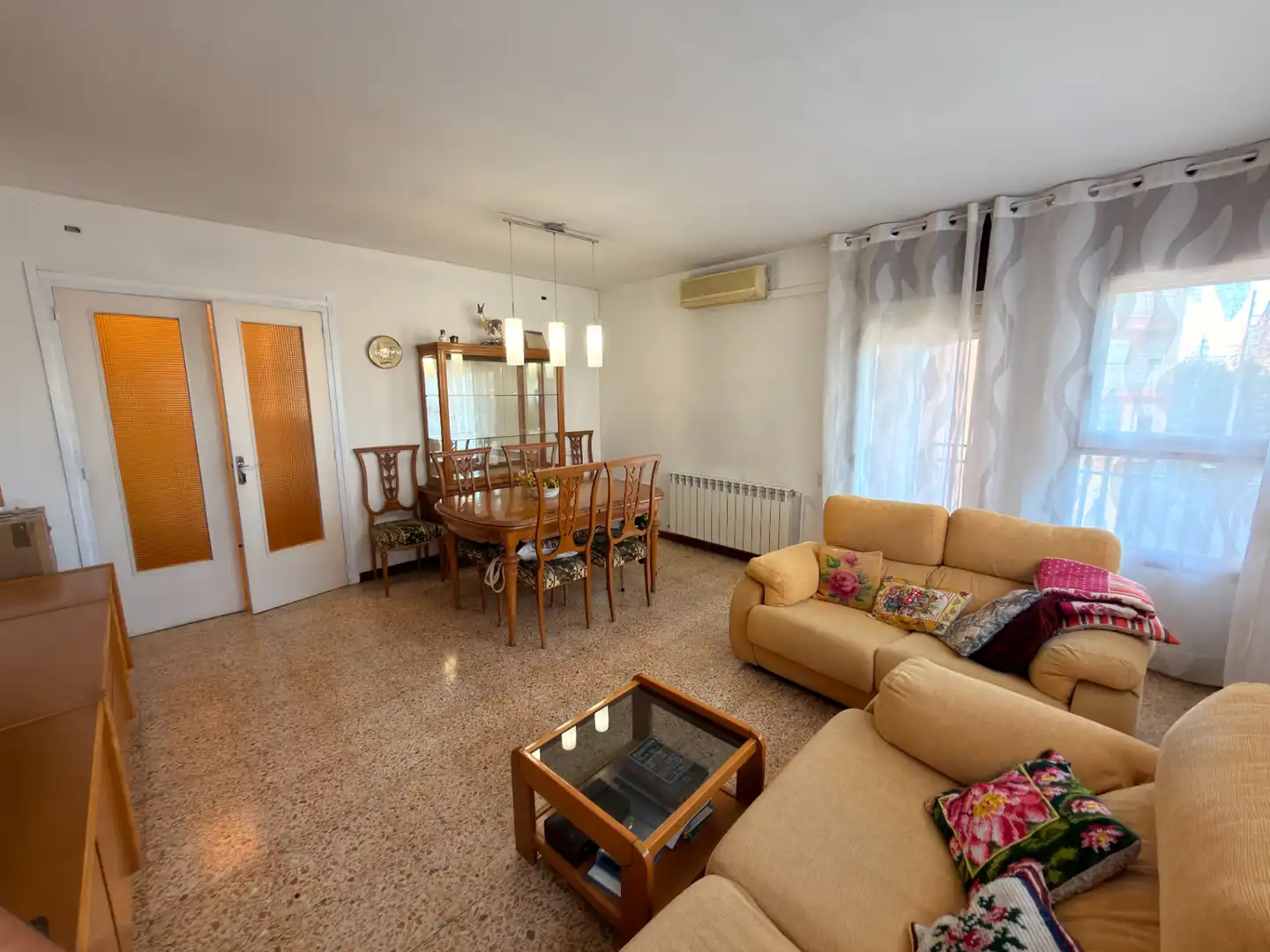 Sala de estar de Piso en venta en Lleida con Calefacción, Trastero y Amueblado