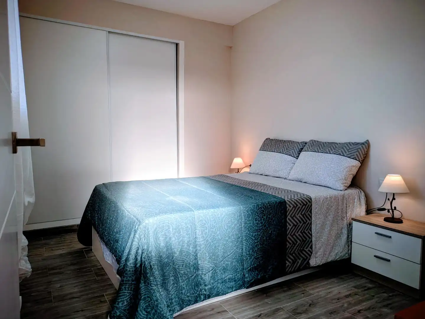 Schlafzimmer von Dachboden zum Verkauf in Cullera mit Terrasse und Möbliert