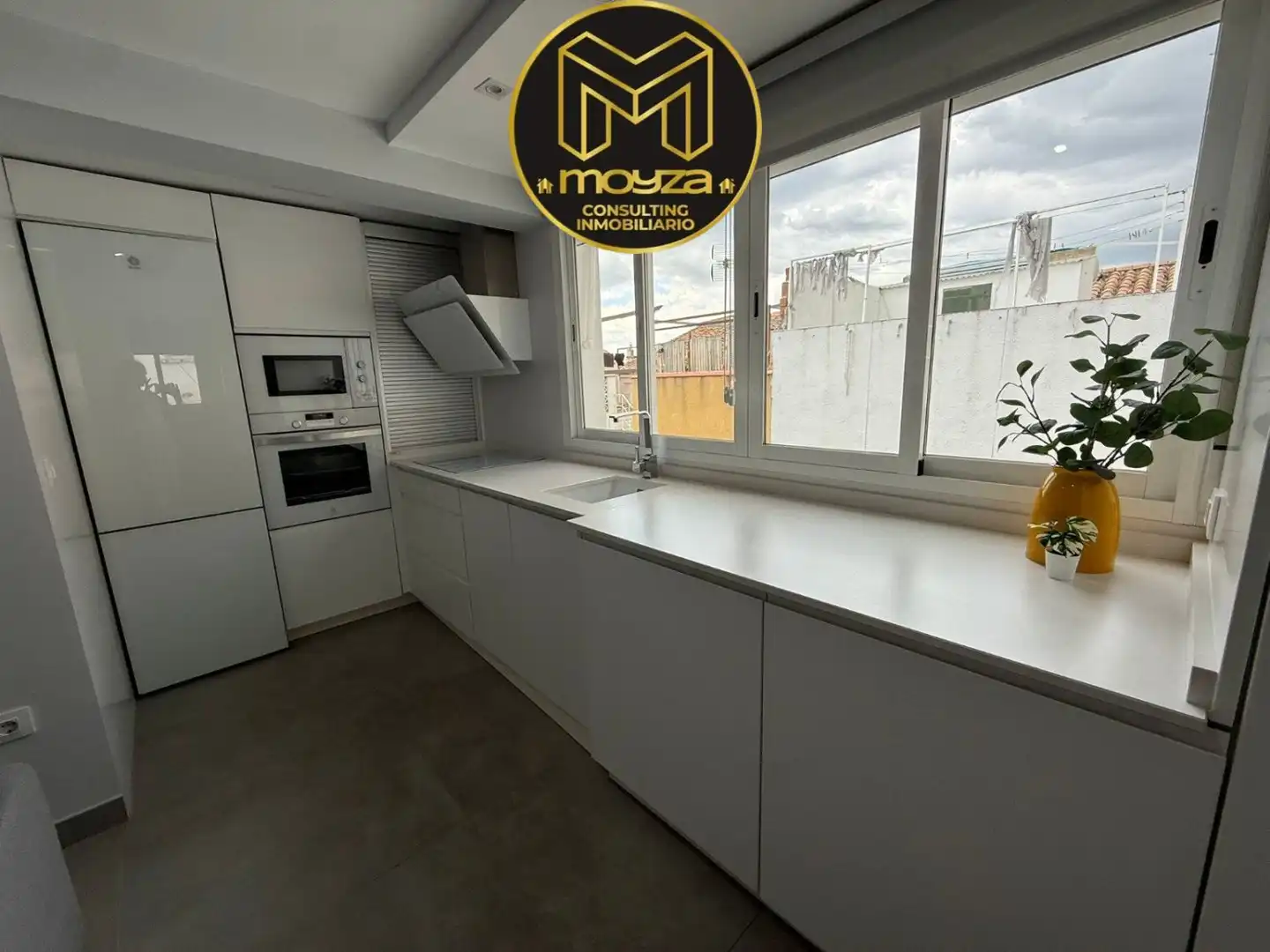 Kitchen of Flat for rent in Jaén  with Air Conditioner