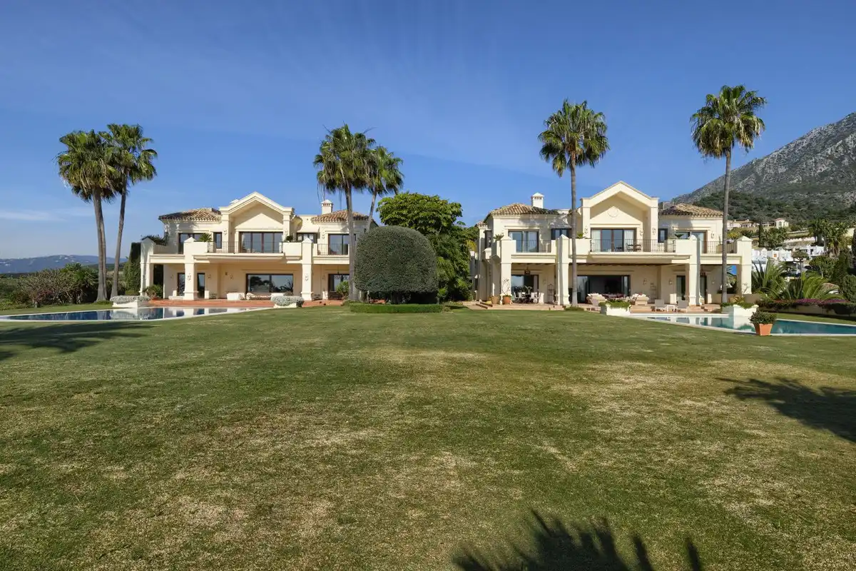 Chalet con piscina en venta en Milla de Oro, imagen 15