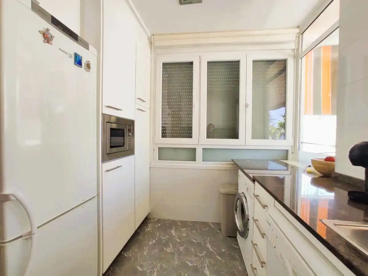 Apartment with lift for sale in Avenida Blasco Ibáñez, imagen 7
