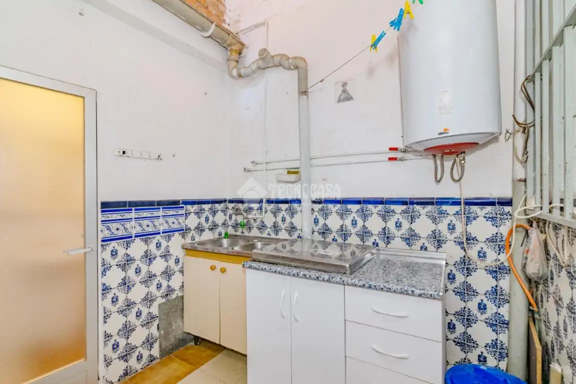 Cuina de Casa adosada en venda en Armilla amb Jardí privat, Terrassa i Balcó