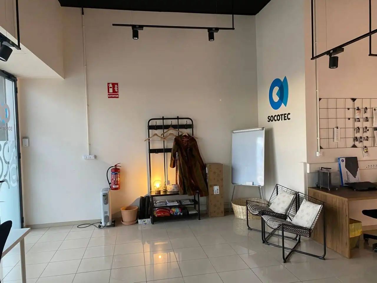 Commercial properties for rent in Calle José Soldevila, 13, Sant Andreu de Palomar