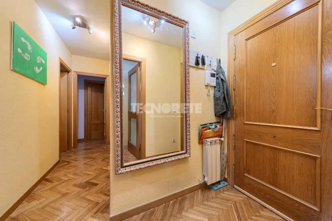 Flat with pool for sale in Golf - El Carralero, imagen 9