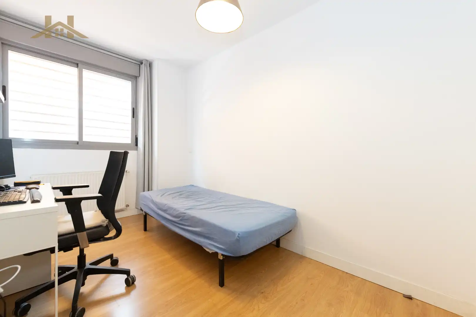 Habitación de Piso en venta en Madrid con Calefacción, Jardín privado y Terraza