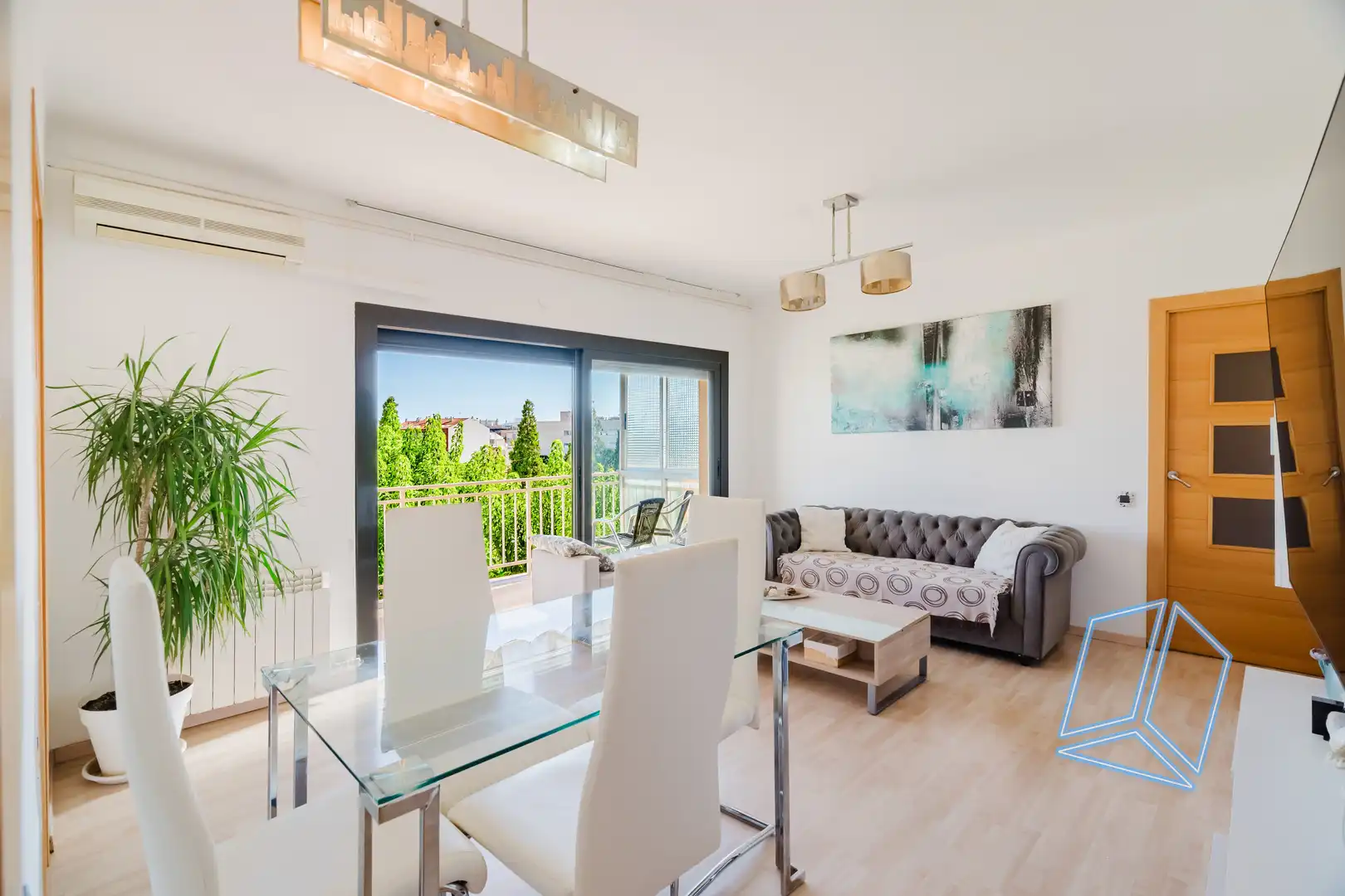 Flat with terrace for sale in Plaça Arquebisbe Modrego, imagen 3
