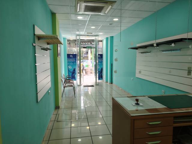 Local comercial en Alquiler en Cruz Roja