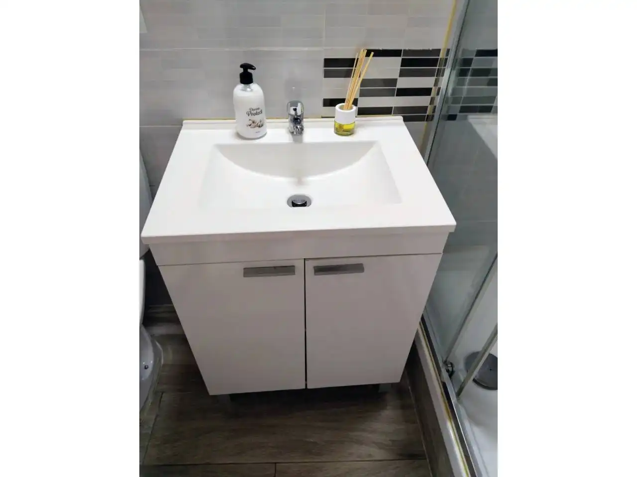 Bany de Apartament de lloguer en Burgos amb Calefacció, Parquet i Moblat