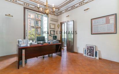 Flat for sale in  Barcelona Capital  with Furnished and Balcony