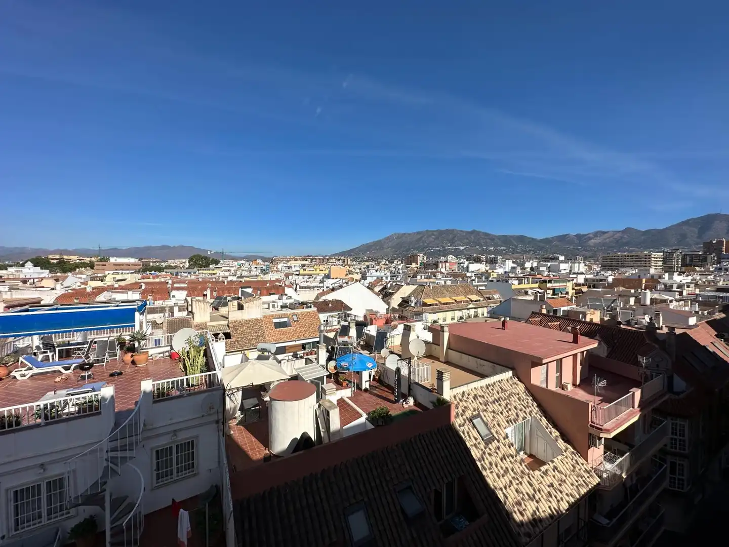 Vista exterior de Apartamento en venta en Fuengirola con Aire acondicionado, Calefacción y Terraza
