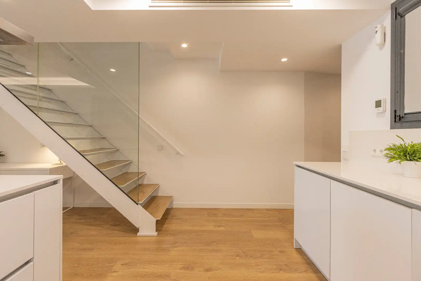 Duplexes for sale in Barcelona  with Air Conditioner, Heating and Parquet flooring