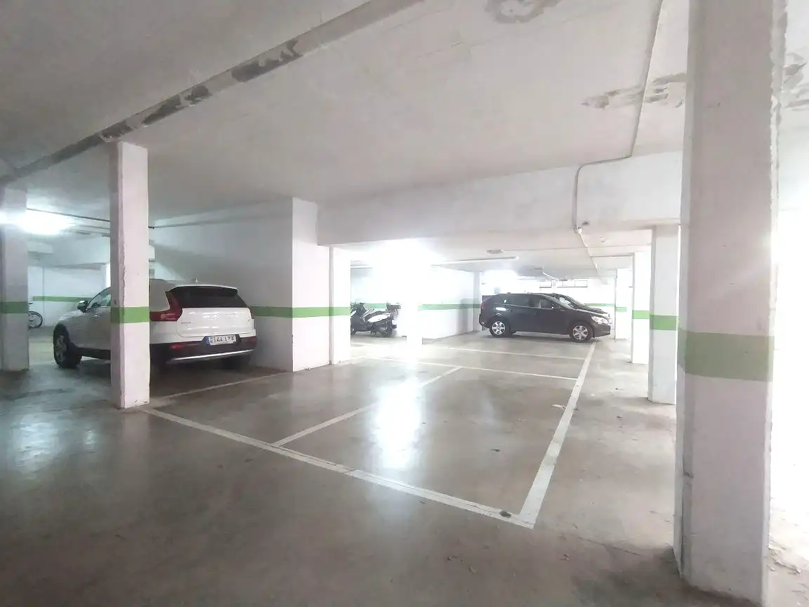 Parkplatz von Wohnung zum Verkauf in Mérida mit Klimaanlage, Abstellraum und Balkon