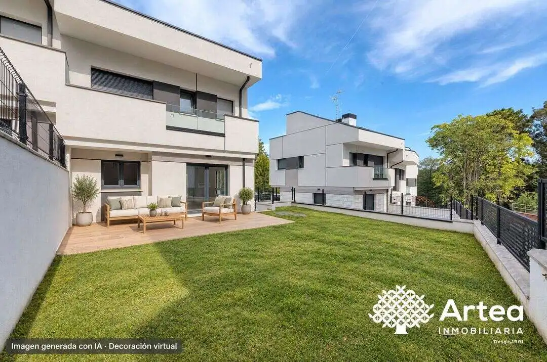 Detached house with terrace for sale in Julian Garaizar Kalea, imagen 60