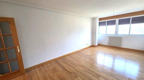 Foto 3 de Pis en venda a Calle de Loudun, 22, Illera, Burgos