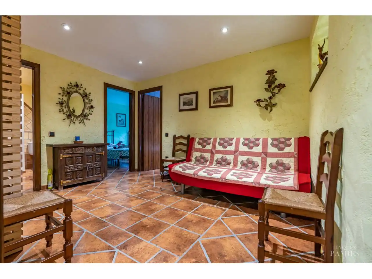 Sala d'estar de Finca rústica en venda en Riudecols amb Calefacció, Jardí privat i Piscina