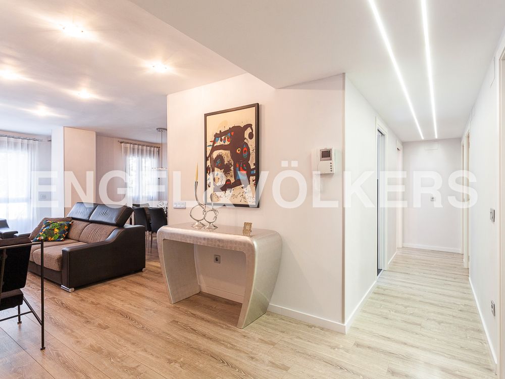 Flat for rent in  Valencia Capital  with Air Conditioner, Heating and Parquet flooring