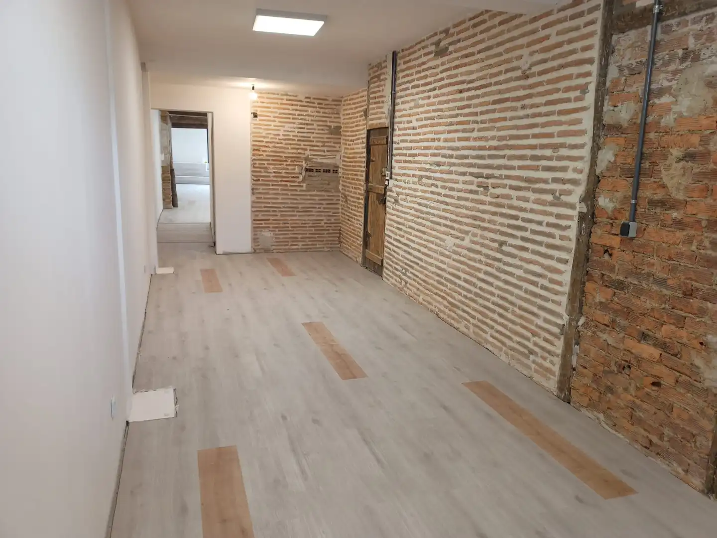 Business premises for sale in Santa Ana Plaza