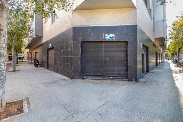 Local comercial en Alquiler en Carrer l'Alguer, 1 en Ensanche - Río Júcar