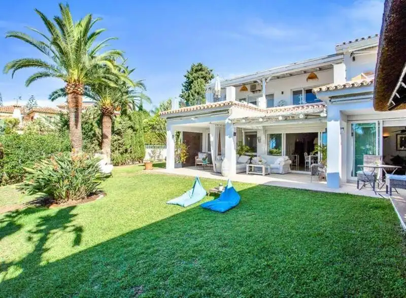 Jardí de Casa o xalet de lloguer en Marbella amb Aire condicionat, Jardí privat i Terrassa