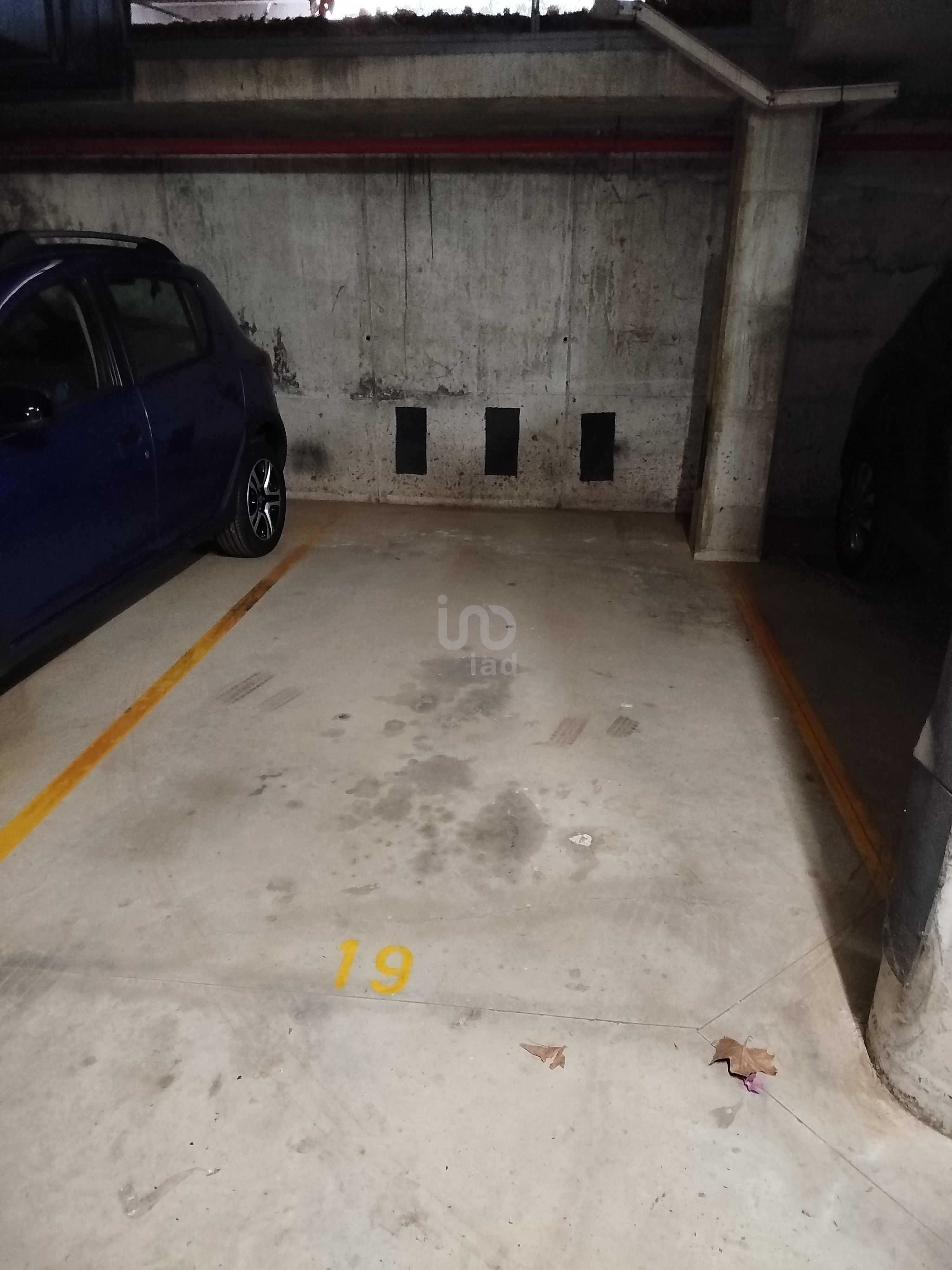 Aparcament de Garatge en venda en Badalona