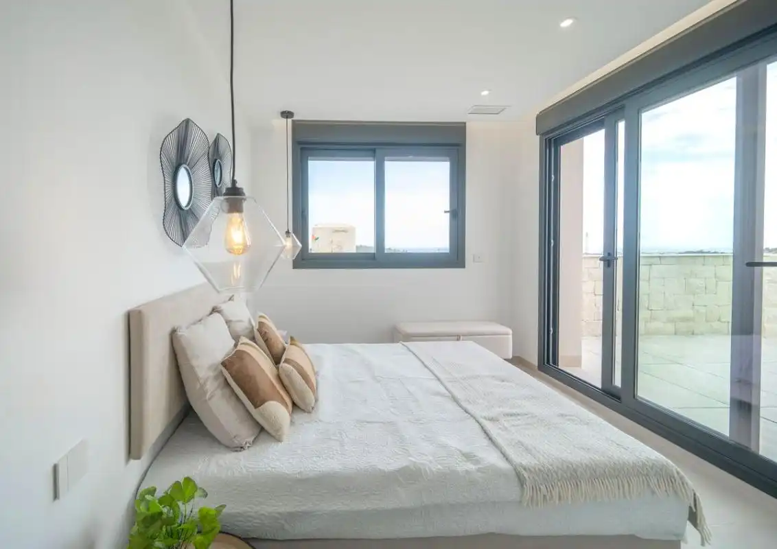 Semi-detached house with terrace for sale in Calle de Morella, imagen 30