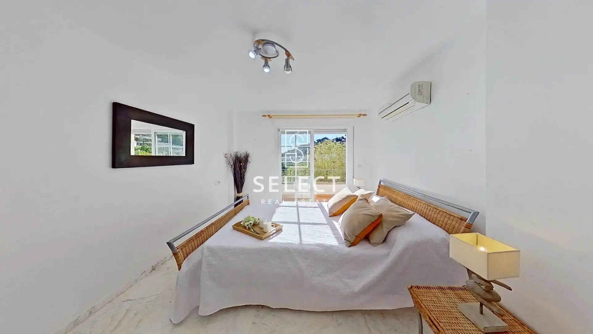 Apartament amb terrassa en venda a MARINA DEL ESTE, imagen 13
