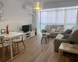 Sala d'estar de Apartament per a compartir en  Valencia Capital amb Aire condicionat i Terrassa