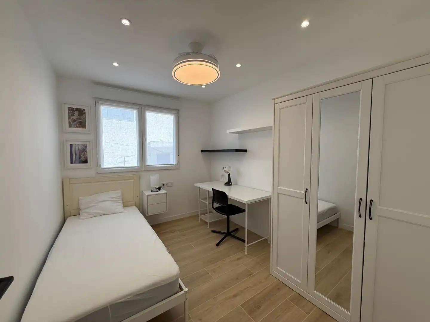 Bedroom of Flat for rent in Murcia  with Air Conditioner, Furnished and Balcony