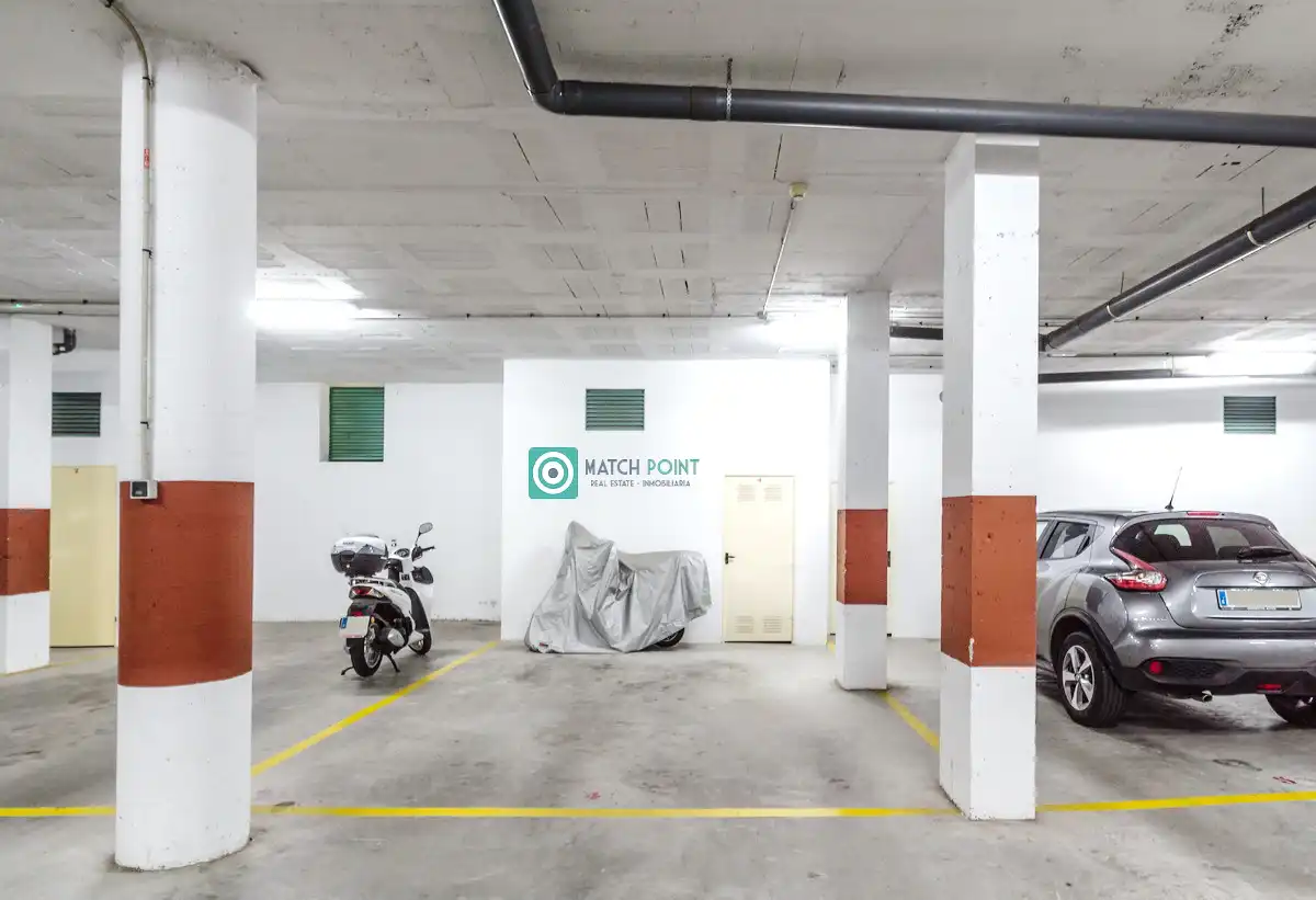 Parkplatz von Wohnung zum Verkauf in Nerja