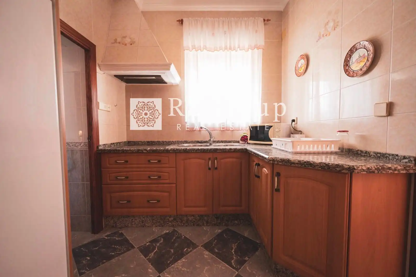 Cocina de Casa o chalet en venta en Cala con Piscina y Piscina comunitaria