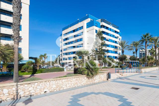 Piso en Venta en Paseo Marítimo Oeste - Pacífico